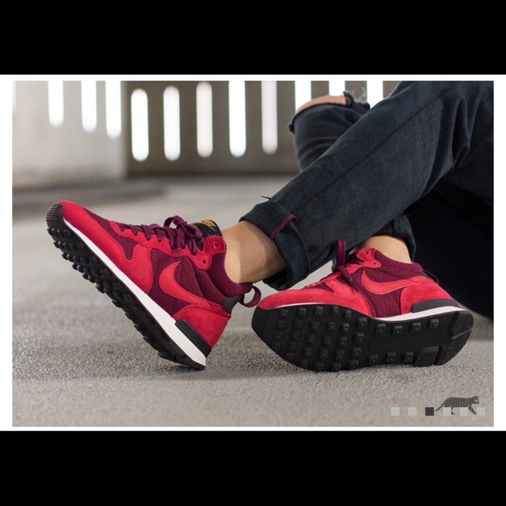 Nike Internationalist Mid